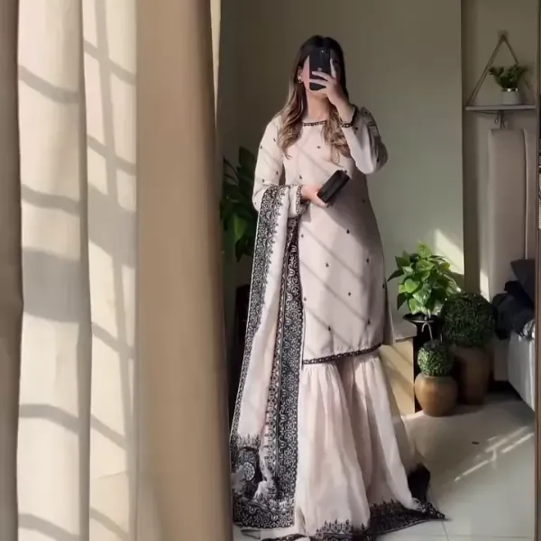 Elegant Beige & Black Embroidered