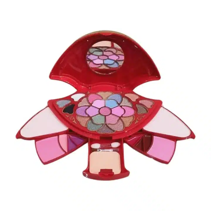 Premium Heart Shape Makeup Kit